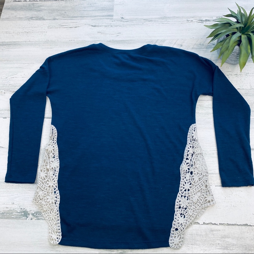 Navy long sleeve crochet sides - Picture 5 of 5